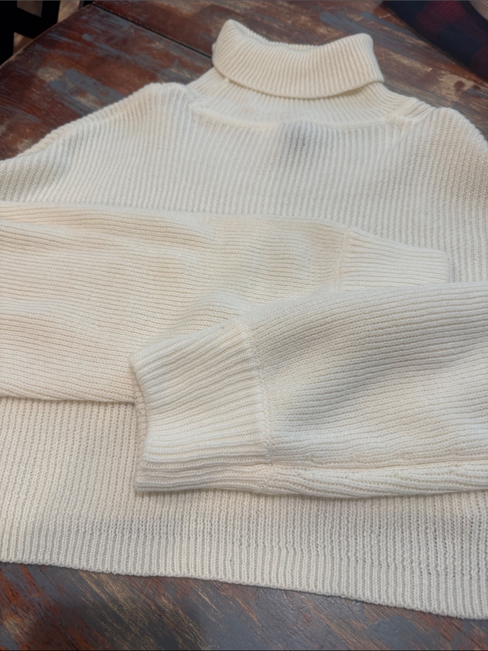 Divided Cream Ribbed Turtleneck Sweater